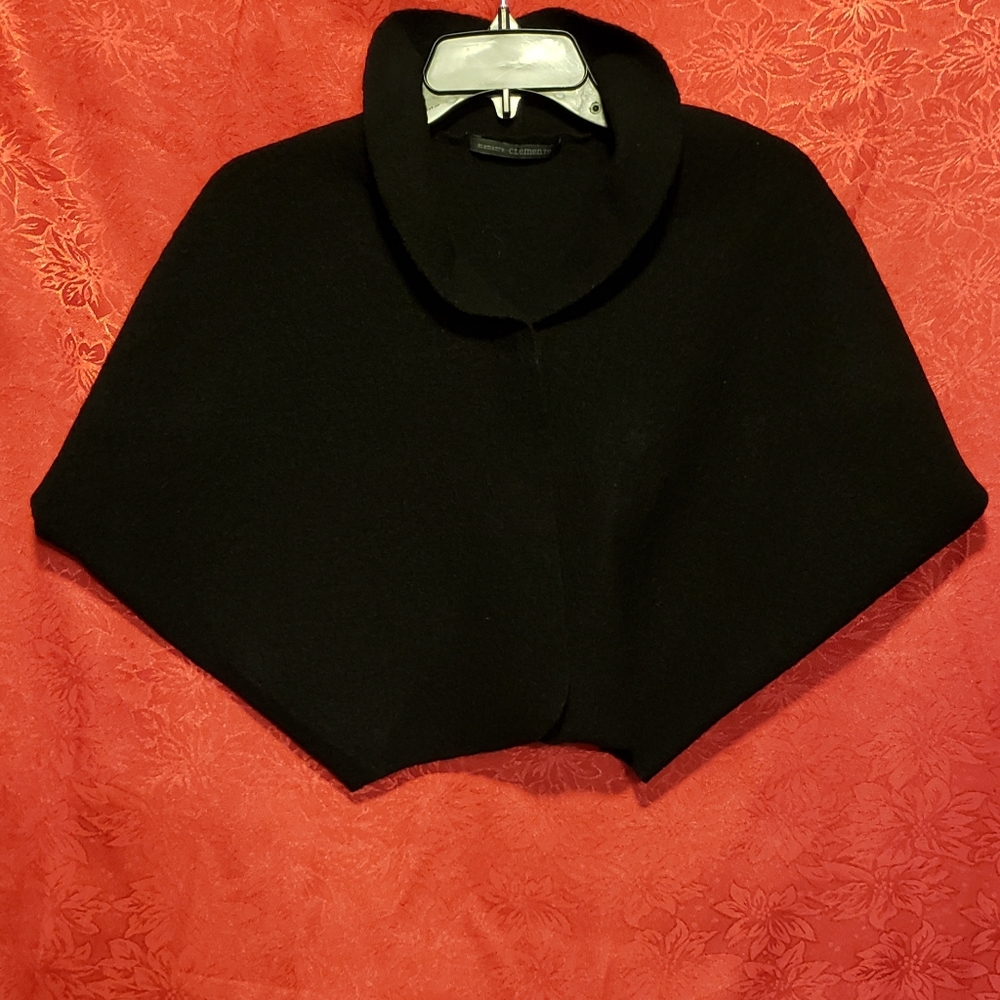 Crop cape